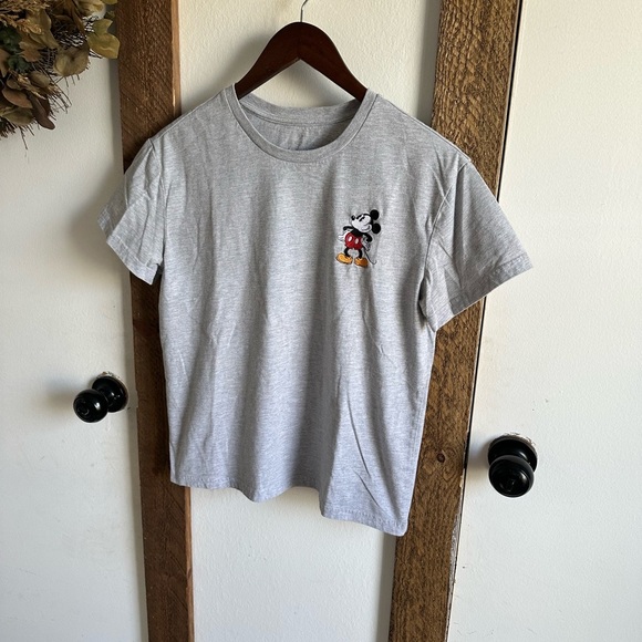 Disney Mickey Mouse Womens Size Small T-Shirt Embroidered Gray Short Sleeve - Picture 2 of 7